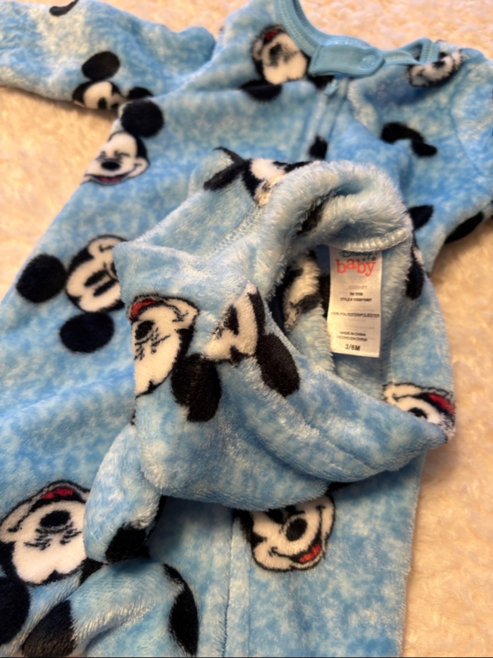 Disney baby Plush Blue Mickey Mouse Soft One-Piece with Hat and Blanket 3/6M - Picture 9 of 11